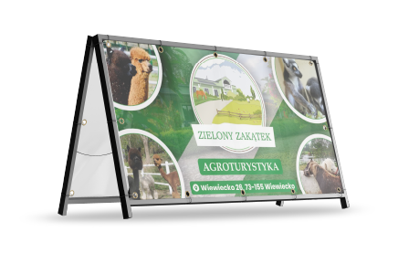 Baner reklamowy na stojaku, zdjęcia alpak i krajobrazu. Baner agroturystyki.