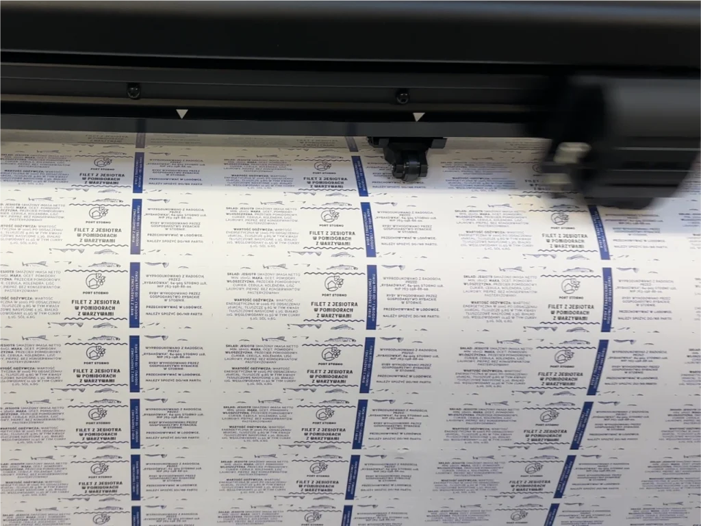 Produkcja etykiet spożywczych na rolce. Druk etykiet produktowych.