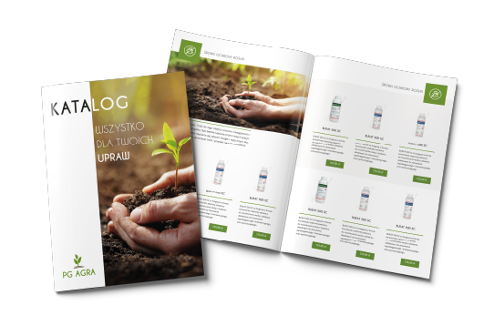 Katalog reklamowy, okładka z sadzonką. Rozłożone strony z produktami. Katalog agrotechniczny.