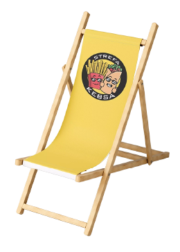 Drewniany leżak z nadrukiem. Żółty leżak reklamowy z logo fast foodu, personalizowane siedzisko.