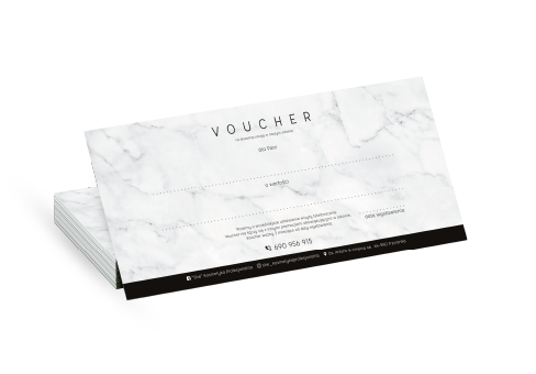 Białe vouchery z nadrukiem imitującym marmur. Voucher z logo.