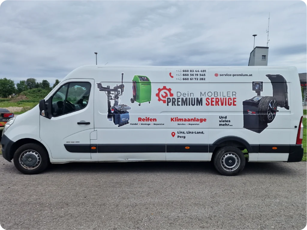 Oklejanie mobilnego serwisu. Reklama na vanie dla serwisu opon i klimatyzacji, branding pojazdu.