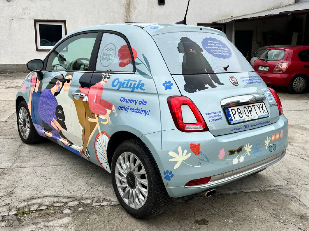 Oklejanie małego auta osobowego. Reklama na samochodzie firmowym, branding pojazdów.