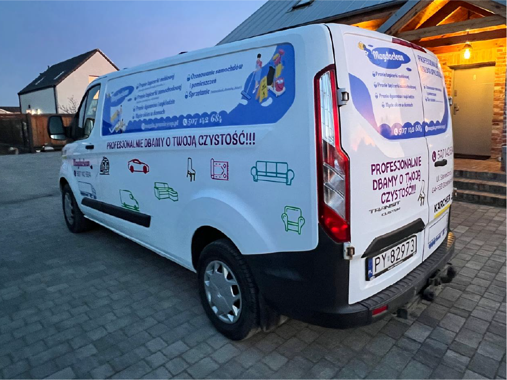 Oklejanie średniego auta dostawczego. Reklama mobilna na busie, branding samochodów firmowych.