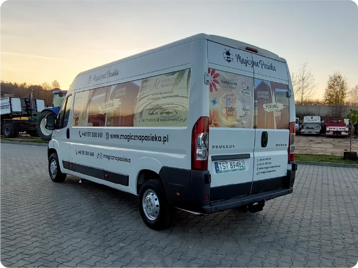 Oklejenie busa dla firmy Magiczna Pasieka z Staw Kunowski