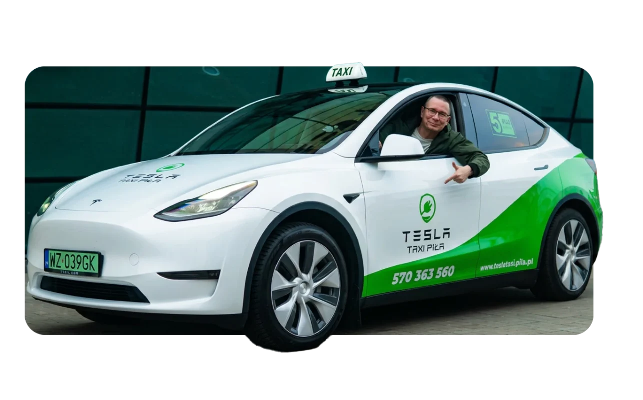 Realizacja oklejenia samochodu dla firmy Tesla Taxi z Piły